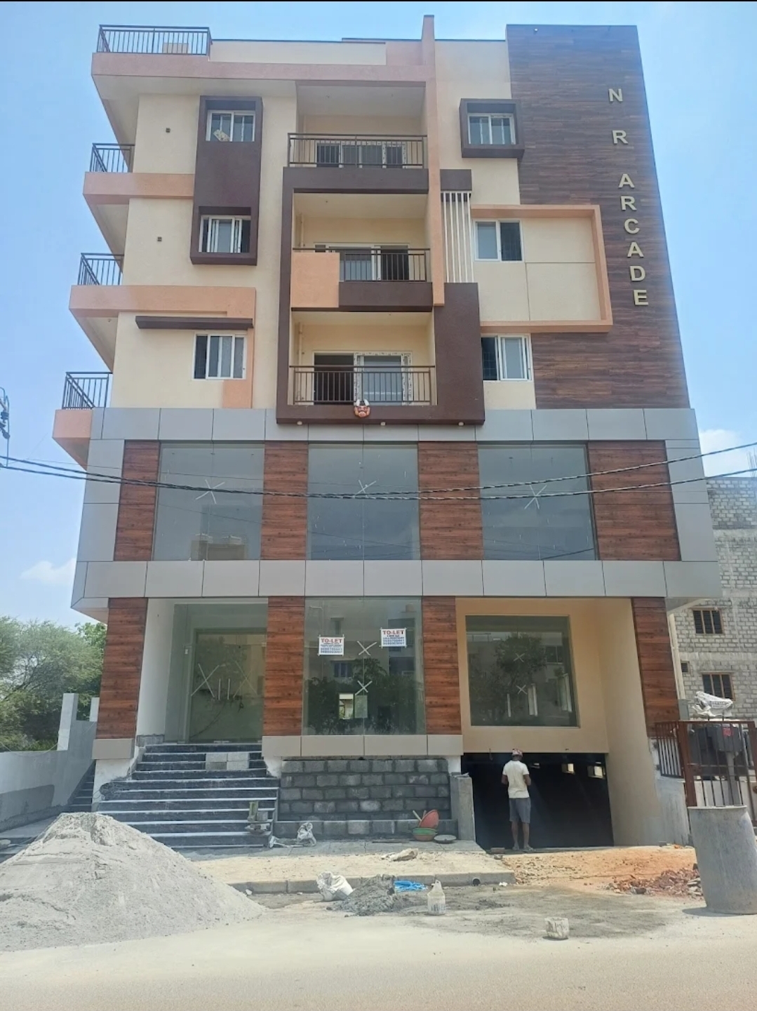 Hoysala Trade Centre — retail and office complex on Mysore Road, Bangalore by Sunshine Infrastructures